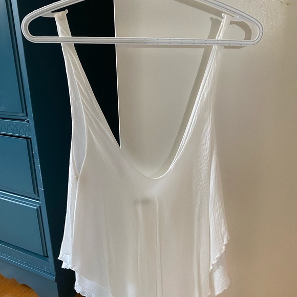 Light and airy Free People sleeveless top - Picture 2 of 3